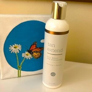 Brand new and never used spray tan extender